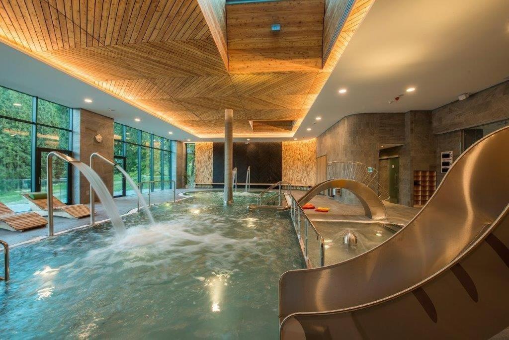 Hotel Sorea Snp Демяновская долина Экстерьер фото